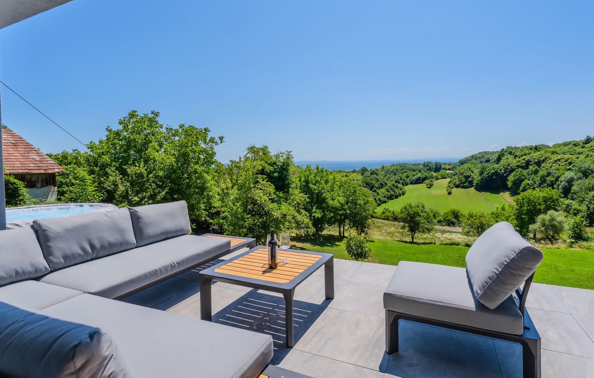 Terassi/patio