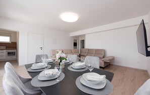 Dining - 2 bedroom stunning apartment in Vir (Vir)