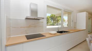 Frigorifero, microonde, forno, lavastoviglie