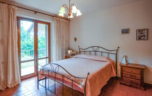 2 室のベッドルーム、旅行用ベビーベッド、WiFi (無料)