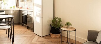 Cozy 2-Bed Flat in Wroxton near Abbey Gardens