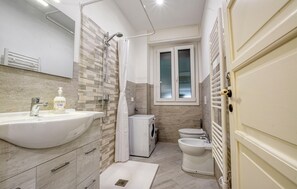 Dusche, Haartrockner
