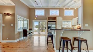 House, Multiple Beds, Patio (4) | Dining