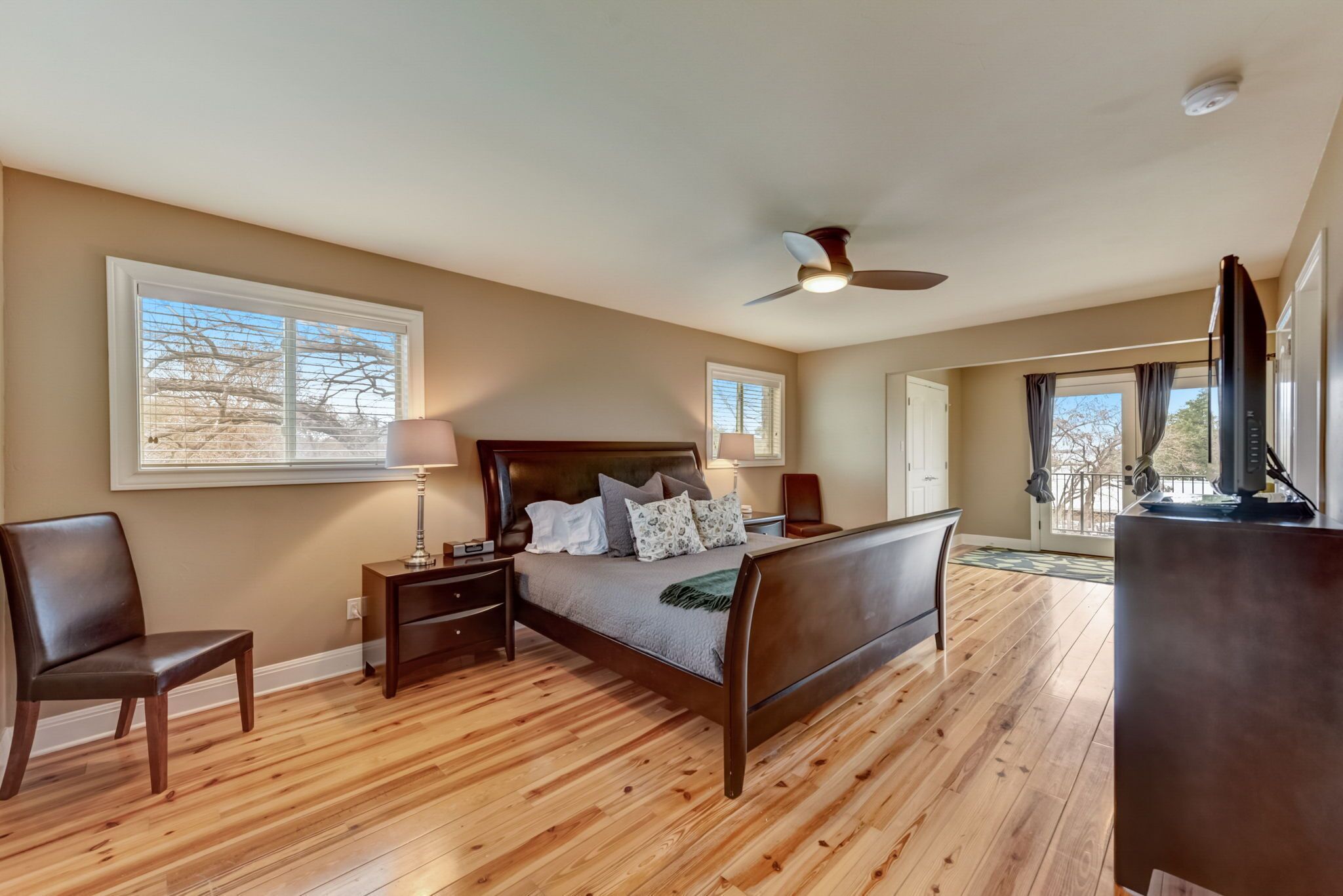 5 habitaciones, decoración personalizada y muebles diferentes 