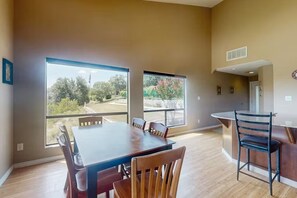 House, Multiple Beds, Balcony | Dining