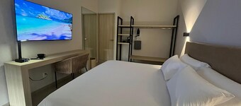 Almera Vallarta Self check-in