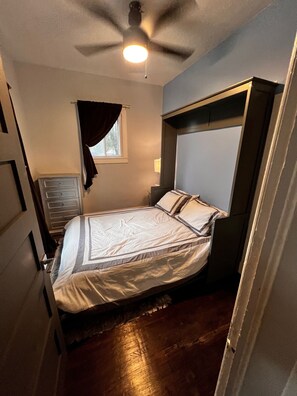 2 bedrooms, WiFi, bed sheets - Charming, Updated Old Town Fort Collins home in a Super location... (Fort Collins)