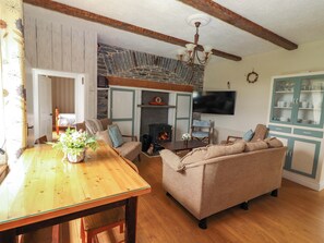 Living area - Tig Davy (Mullagh)