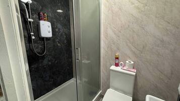 Shower, towels