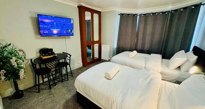 Sachi Hotel