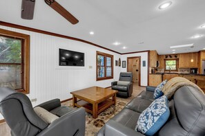 Casa, 2 camas Queen, varanda (River Oaks Place)