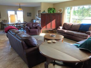 Televisión, chimenea