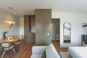 Laptop workspace, free WiFi