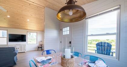 Oceanfront/Remodeled 3BR/Overlooks Cape Hatteras Nat'l Seashore/1 Min to Beach