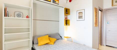 1 室のベッドルーム、デスク、アイロン / アイロン台、WiFi