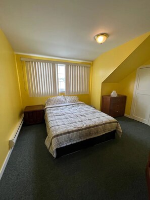 3 bedrooms, WiFi, bed sheets - Relax and unwind at this unique and tranquil getaway (Whitbourne)