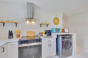 Micro-ondes, plaque de cuisson