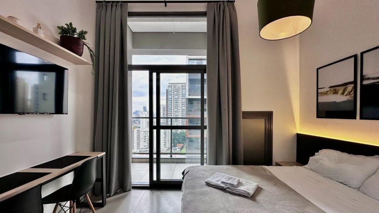 Blackout curtains, soundproofing, free WiFi