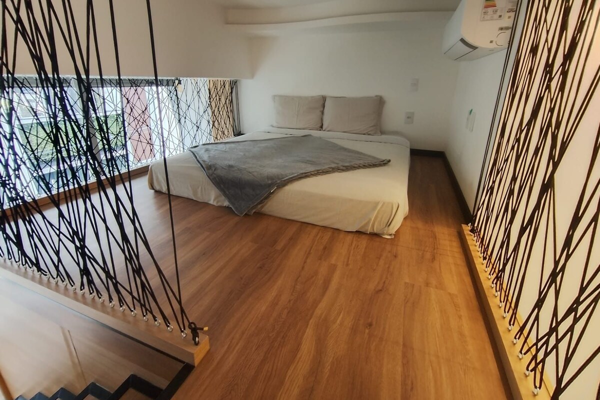 Comfort appartement | Verduisterende gordijnen, geluiddichte muren