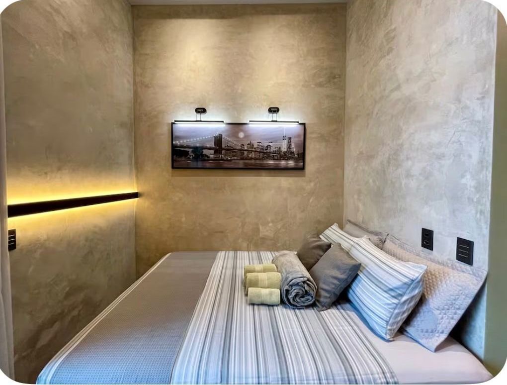 Club Apartment | Blackout drapes, soundproofing, iron/ironing board, WiFi (free)