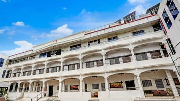 House | Bahagian luar