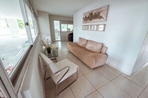 Apartment | 3 bedrooms - Apto Pet-friendly c Piscina Wi-fi ar e Garagem (João Pessoa)