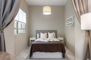 1 bedroom, iron/ironing board, free WiFi