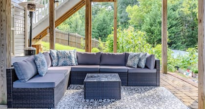 Cozy 2bd-ba Private Above Ground First Floor Suite