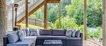 Cozy 2bd-ba Private Above Ground First Floor Suite