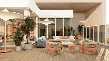 Kolam renang outdoor