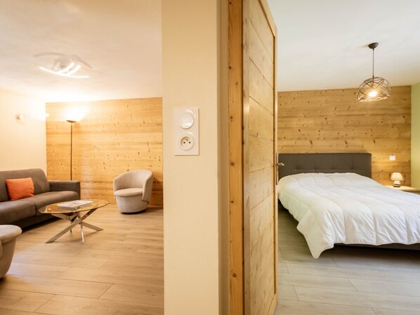 2 bedrooms, free WiFi