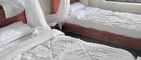 1 habitación y ropa de cama