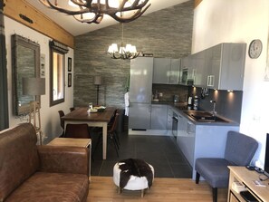 Interior - Châtel Apartment - 3 Bedrooms, Wifi, Parking (Châtel)