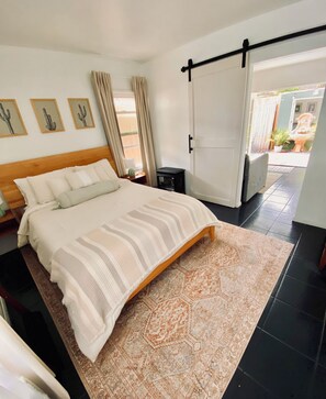 1 bedroom, iron/ironing board, travel cot, free WiFi