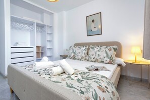 Appartement, terras | Een strijkplank/strijkijzer, gratis wifi