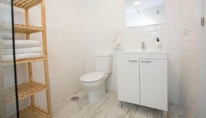 Apartment, Patio | Bathroom