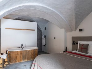 5 chambres, accès au Wi-Fi (inclus)