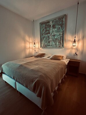 4 Schlafzimmer, Bügeleisen/Bügelbrett, kostenloses WLAN, Bettwäsche