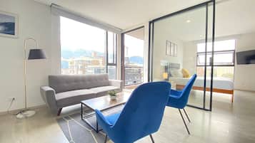 Basic Apartment | Living area