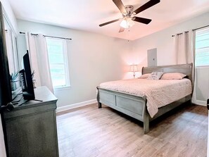 3 dormitorios, escritorio, wifi gratis y ropa de cama