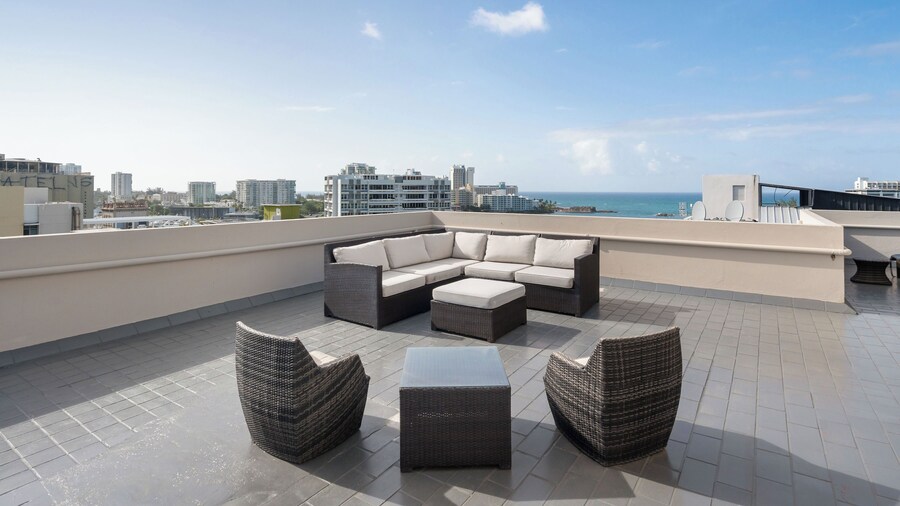 Olimpo Court by Otium