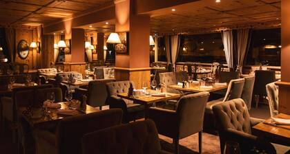 Family Room, balcon plein sud & spa – Alpe d’Huez