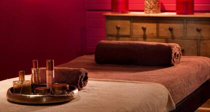 Chambre prestige, balcon & cheminée – Alpe d’Huez