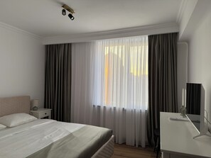 Bügeleisen/Bügelbrett, WLAN, Bettwäsche