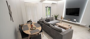 Luxury Apartment in Lamia