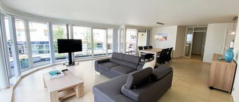 Apartment | Living area