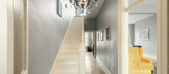 3-bedroom house in marvelous Pittsburgh with Central HVAC