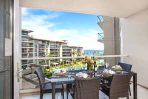 Outdoor dining - Honua Kai Hokulani | 2 Free Rental Cars | KBM Resorts | Whale Watching | 2 Units, 4 Bedrooms | ML-1229 (Lahaina)
