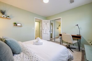 1 bedroom, iron/ironing board, WiFi, bed sheets