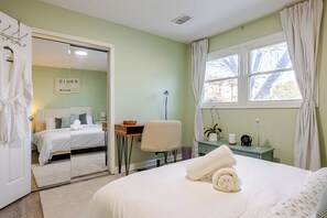 1 bedroom, iron/ironing board, WiFi, bed sheets